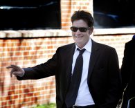 Charlie Sheen será presidente de EU en Machete Kills
