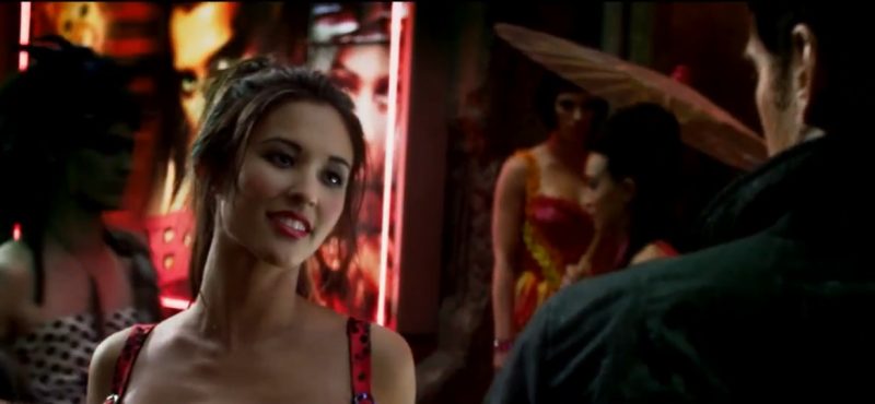 Nuevo tráiler de El Vengador del Futuro con la chica de tres senos