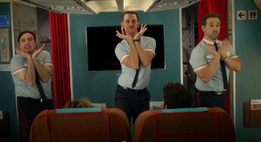 Los Amantes Pasajeros | Teaser tráiler de lo nuevo de Almodóvar