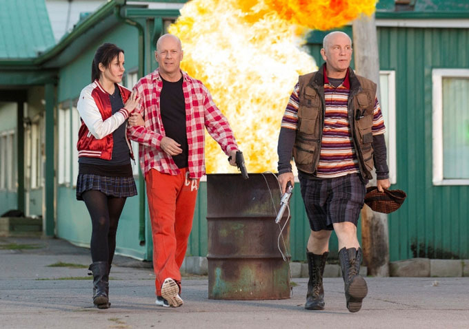 Los retirados extremadamente peligrosos regresan; tráiler de RED 2