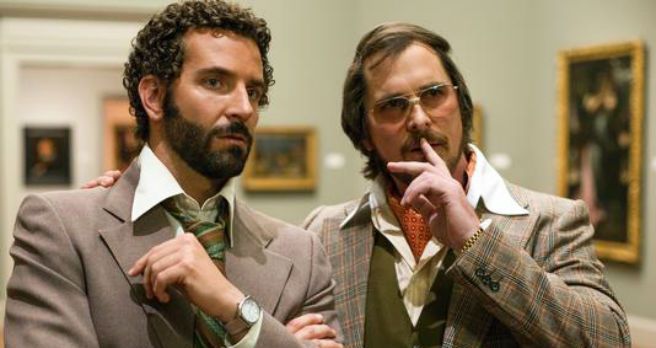 David O. Russell reúne elenco de Oscar en American Hustle; primer tráiler