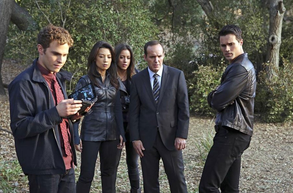 Agents of SHIELD | Fotos del crossover con Thor: Un Mundo Oscuro