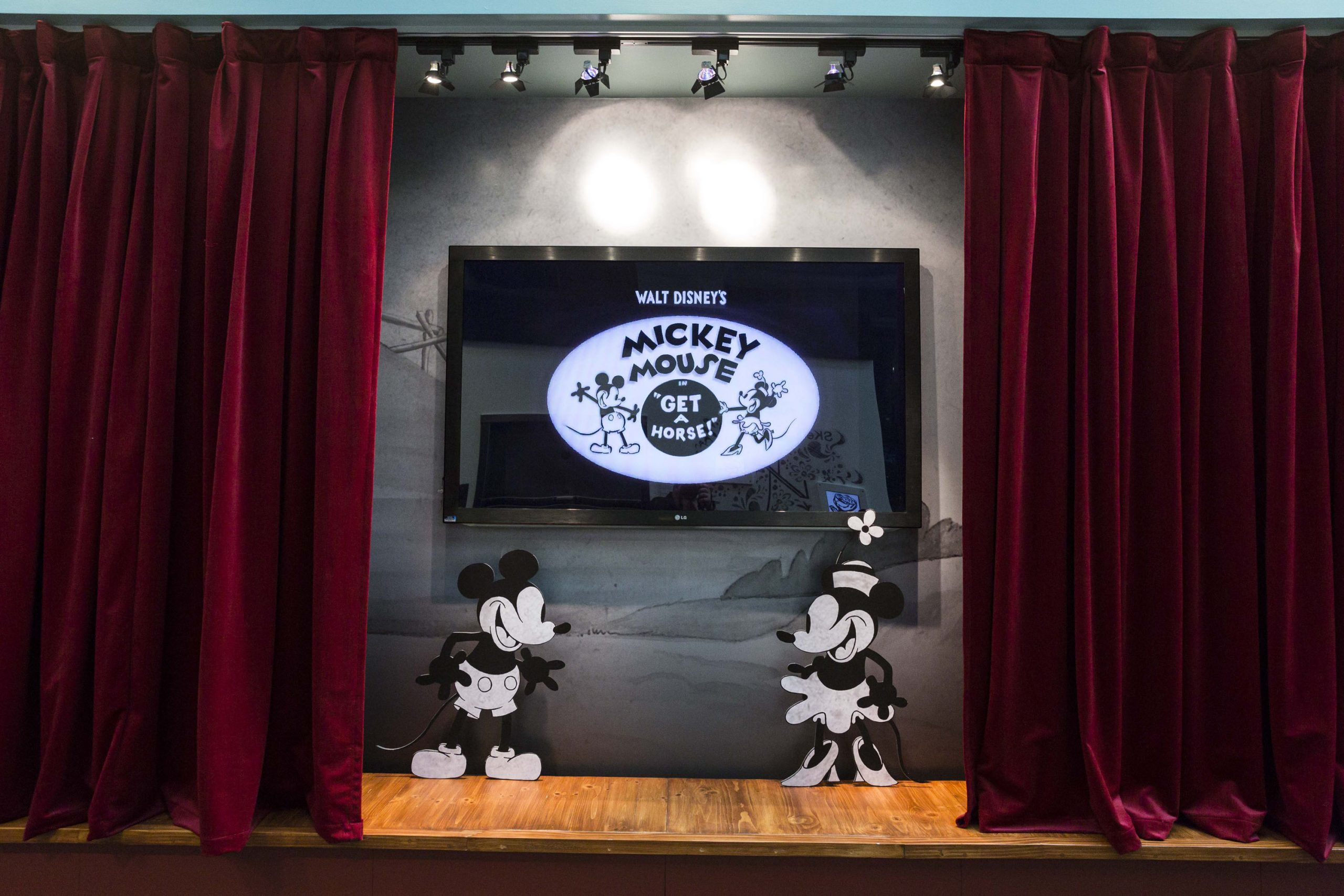 Es Hora de Viajar | Disney libera su primer clip