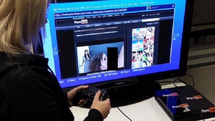 Se acabó la guerra de consolas, PS4 tendrá stream de videos porno
