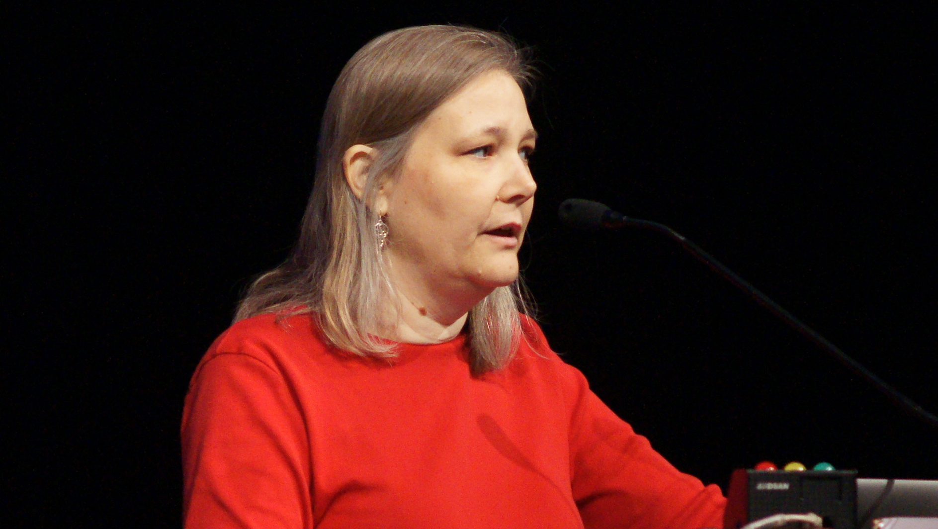 Amy Hennig se une a Visceral Games y Electronic Arts