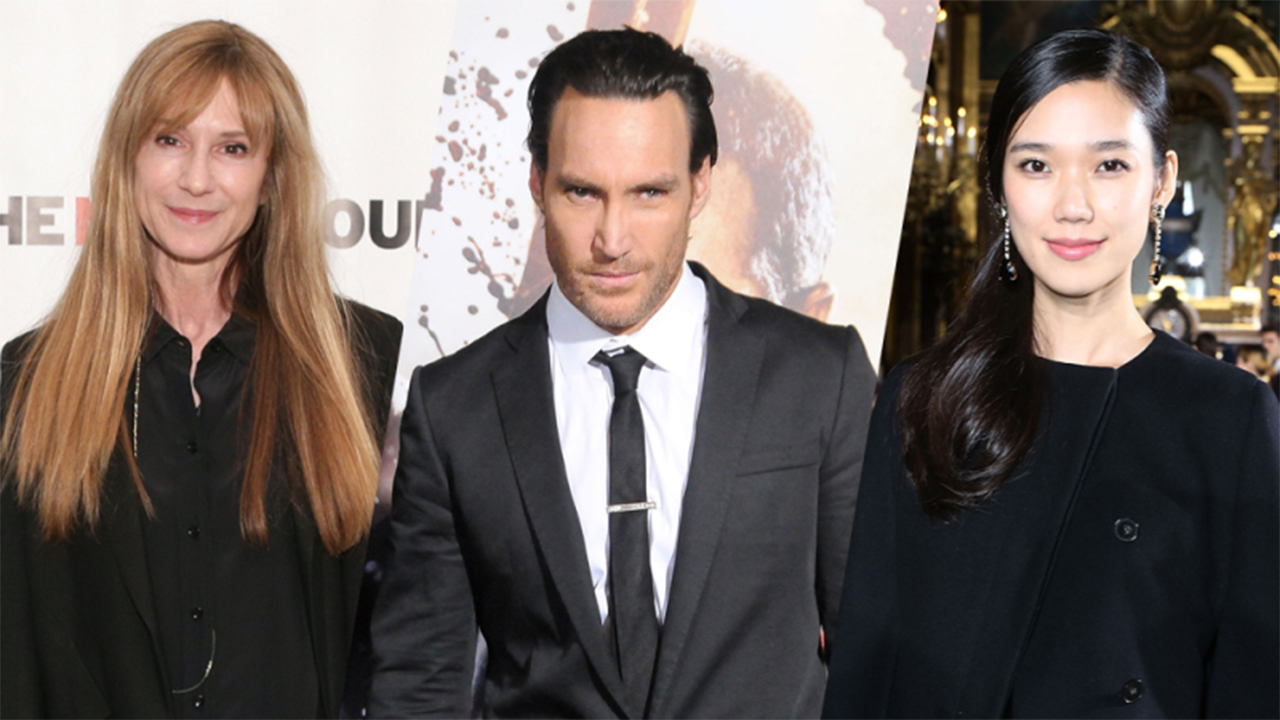 Holly Hunter, Callan Mulvey y Tao Okamoto se unen a Batman vs Superman
