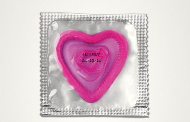 Love, Rosie | Lanzan dos teaser tráileres y dos carteles