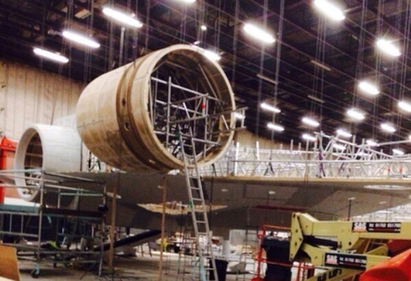 Star Wars: Episodio VII | Fotos del Halcón Milenario y el set
