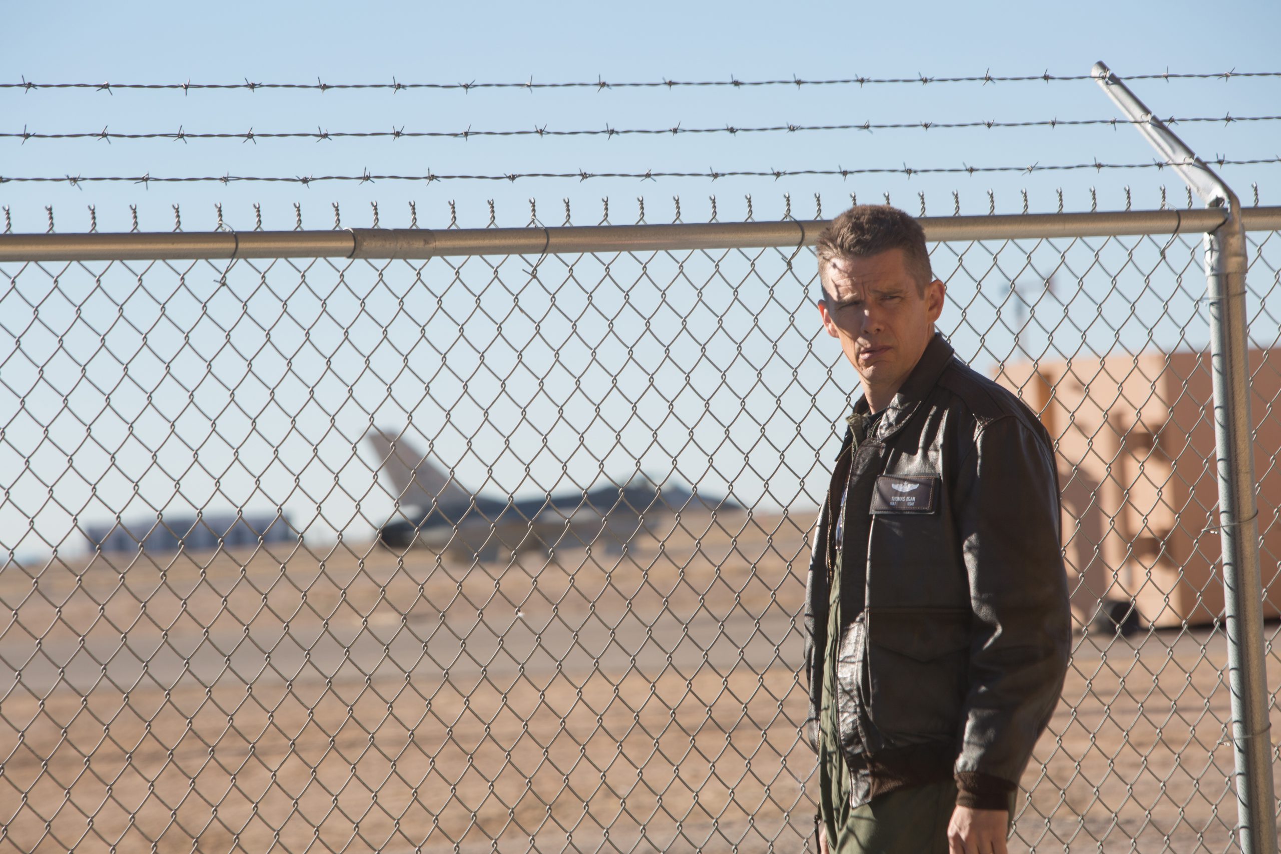 Primer avance y póster de Good Kill