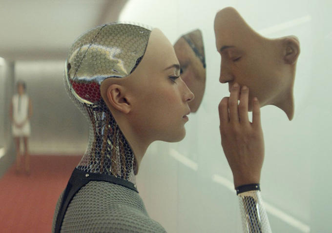 Primer tráiler del sci-fi Ex Machina, de Alex Garland