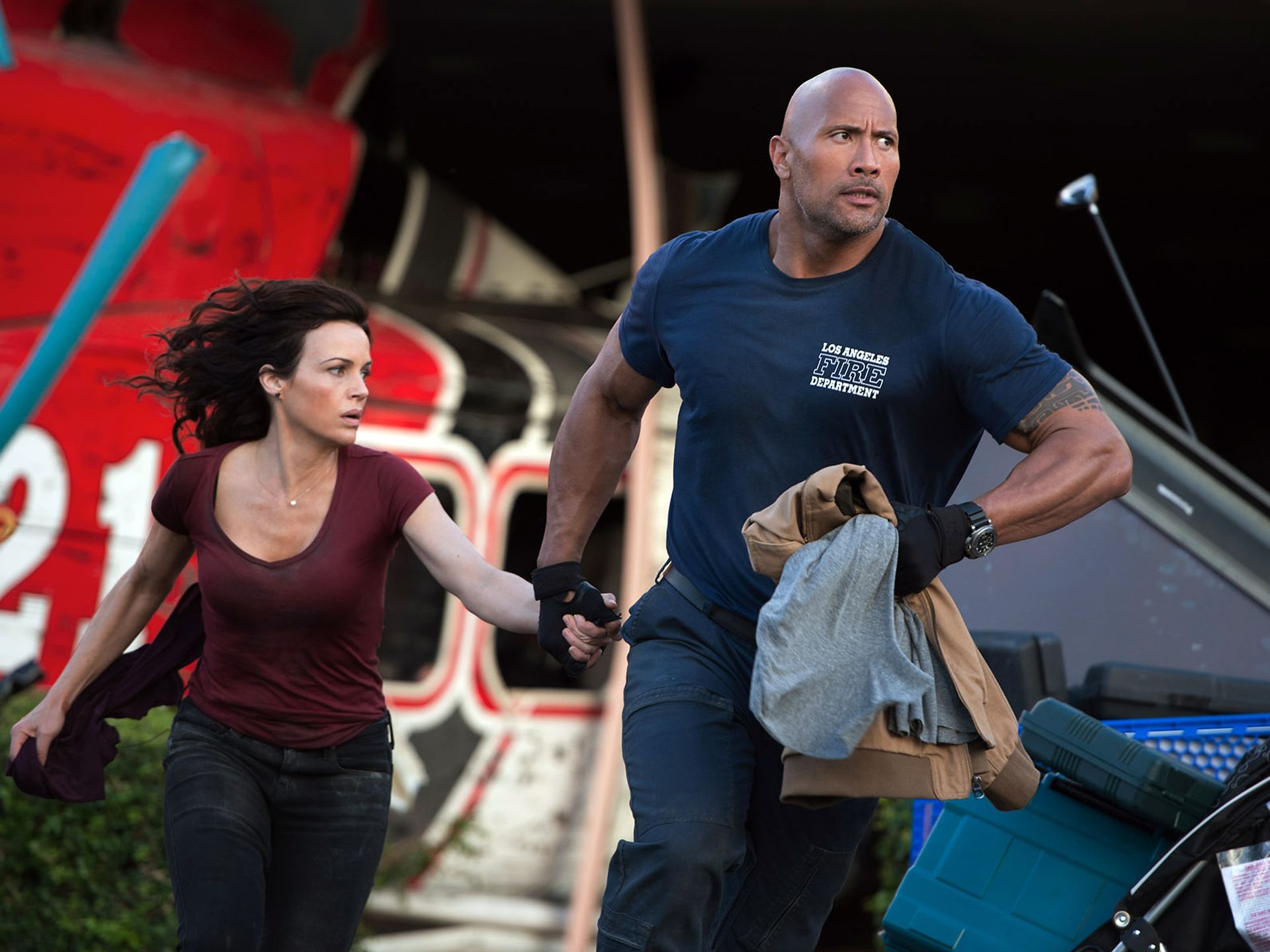 Primer tráiler de “La Roca” contra la falla de San Andreas
