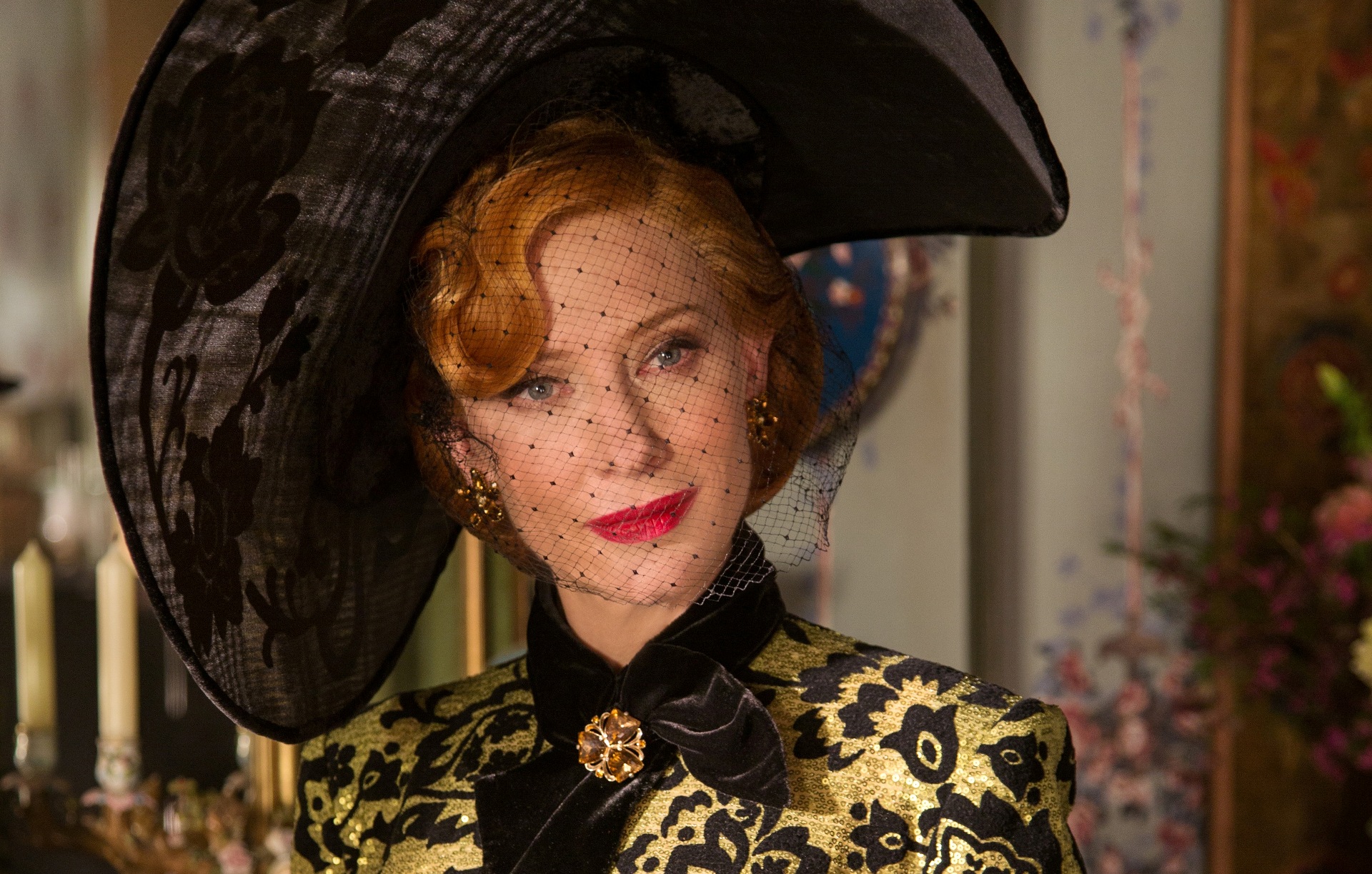 Liberan clip de La Cenicienta con la madrastra