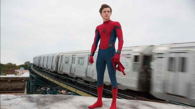 Estrenan los dos primeros tráileres de Spider-Man: De Regreso a Casa.